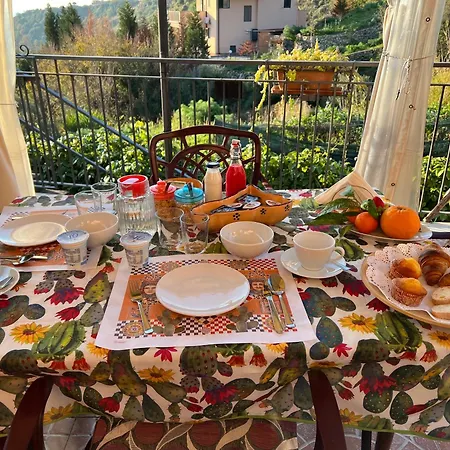 Tirreno- Finestra Sul Mare Bed & Breakfast