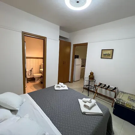 Bed & Breakfast Tirreno- Finestra Sul Mare Taormina